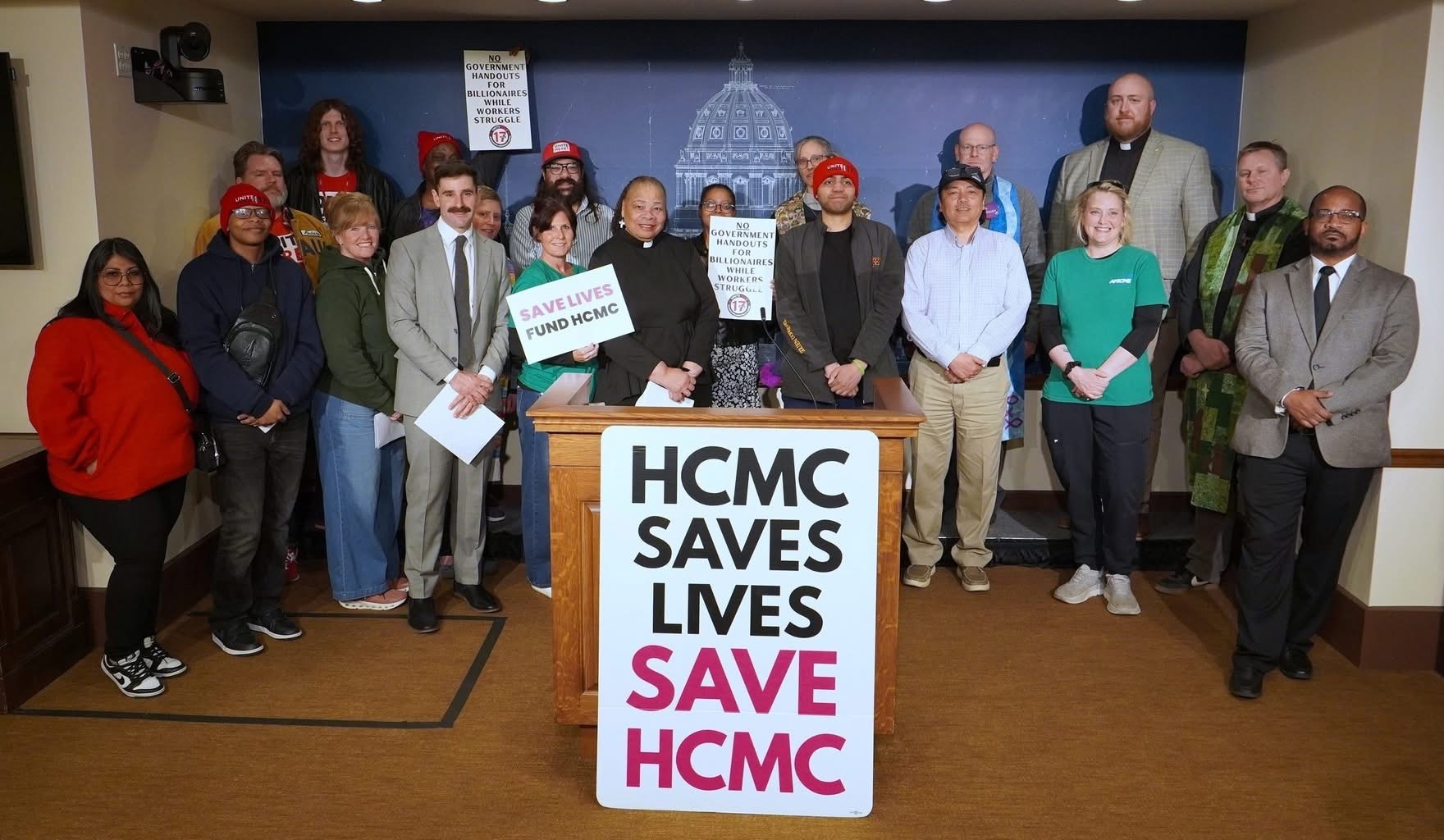 Workers at Minnesota’s largest public hospital win deal to protect patient care 